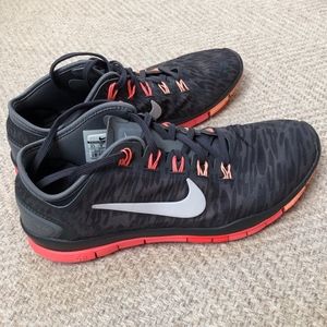 Women's Nike Free Running Shoes
